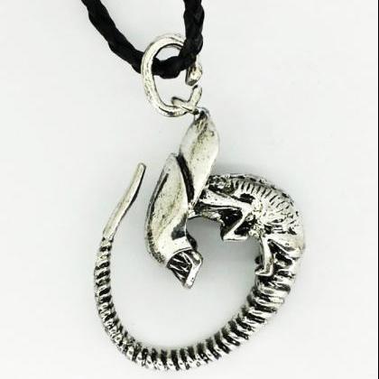 Kawaii Clothing Ropa Alien Necklace..