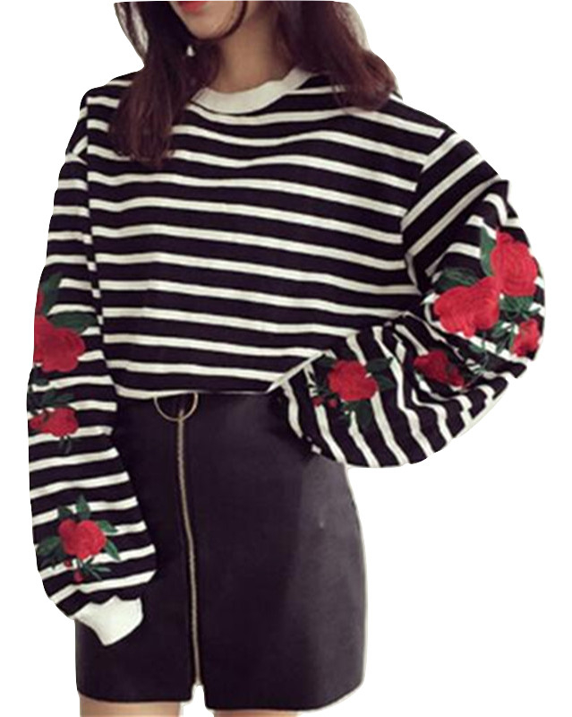 Kawaii Clothing Stripped Sweatshirt Black White Embroidery Roses